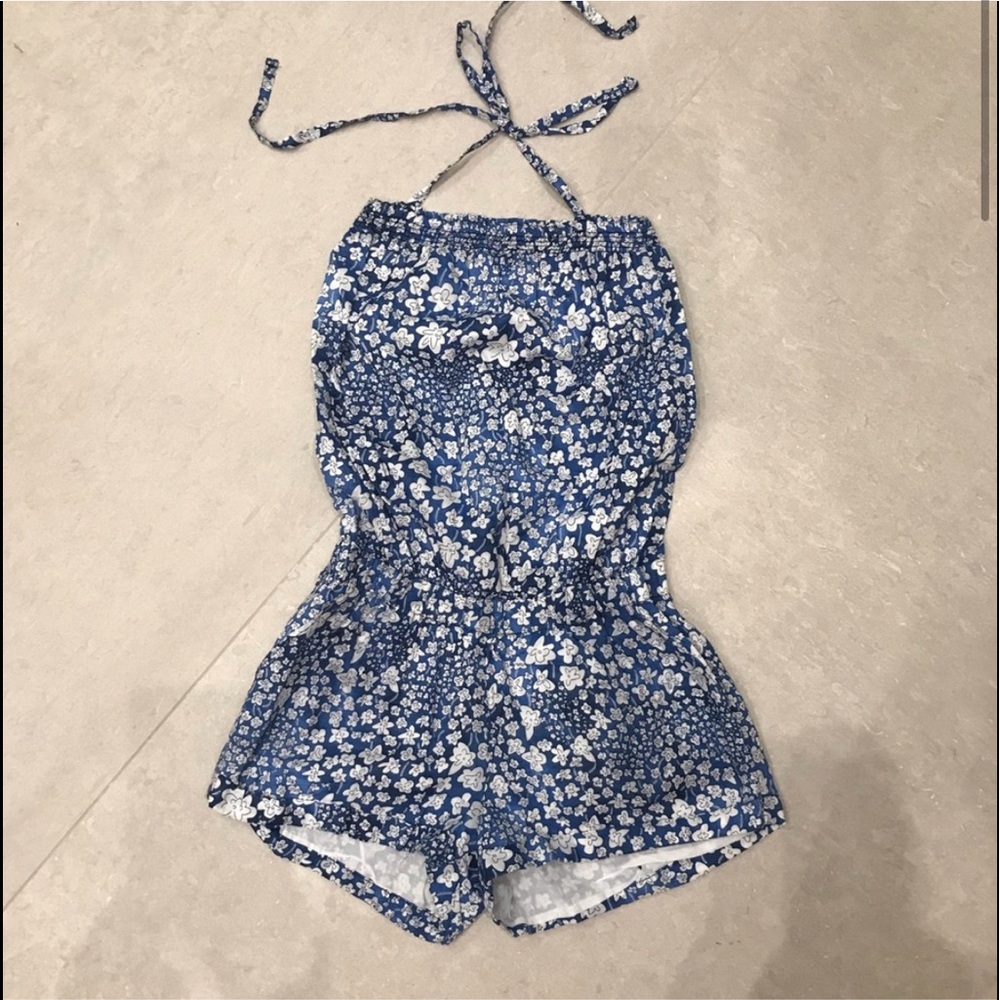 🌸Hollister Strapless Romper🌸